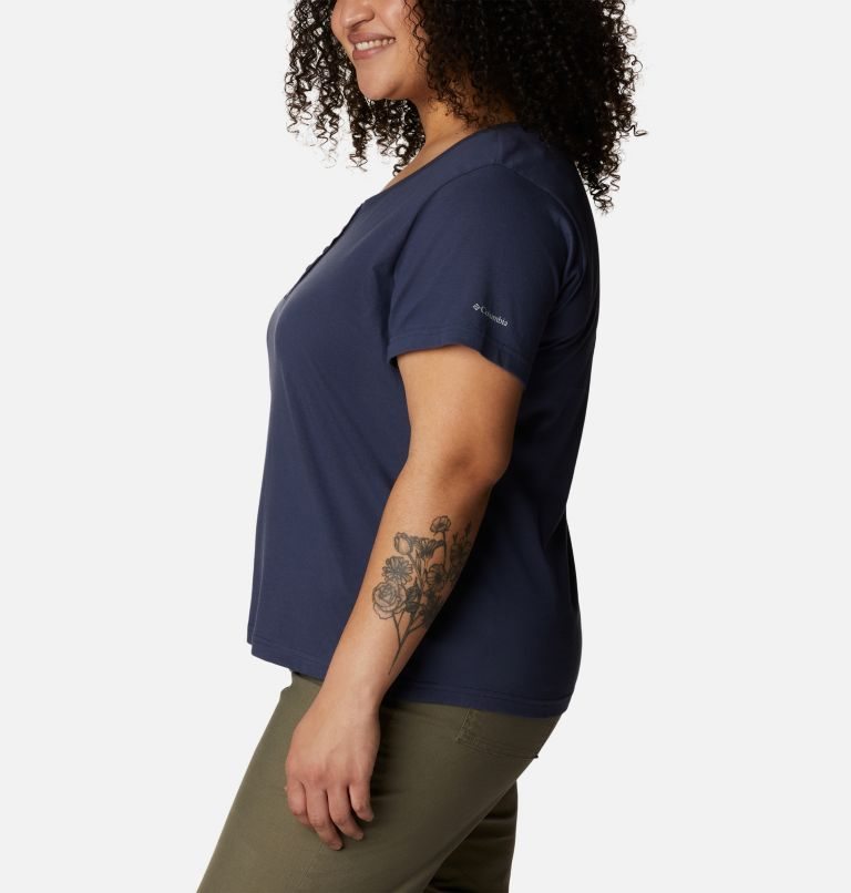 Women's Columbia Sapphire Point Henley T Shirts Navy | Plus Size CA-Y0L6A